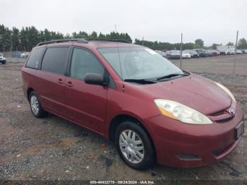  Salvage Toyota Sienna