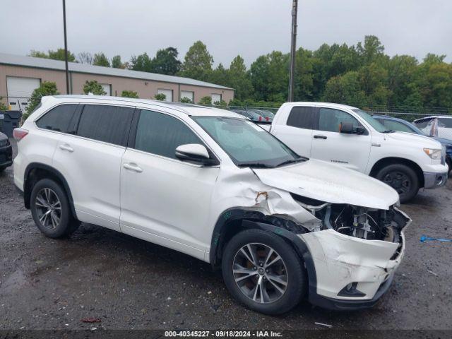  Salvage Toyota Highlander