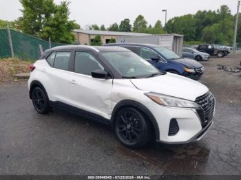  Salvage Nissan Kicks