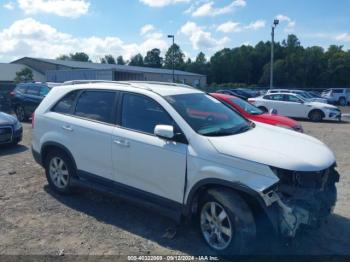  Salvage Kia Sorento