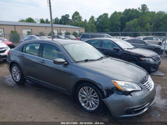  Salvage Chrysler 200