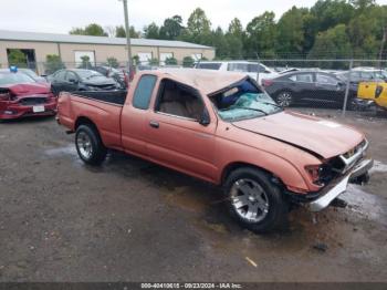  Salvage Toyota Tacoma