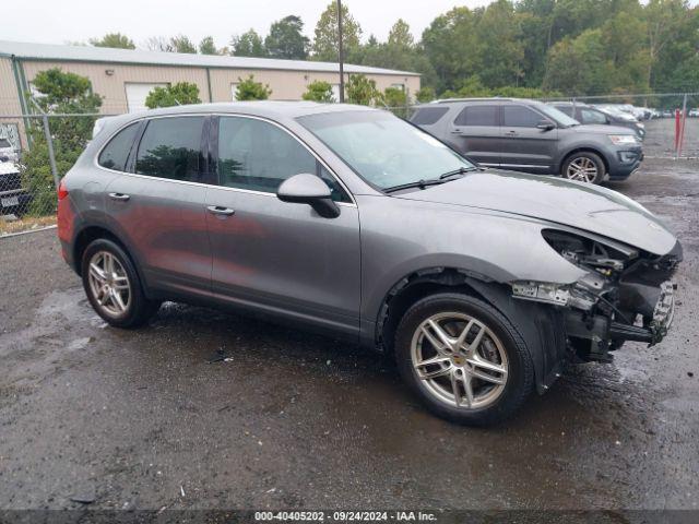  Salvage Porsche Cayenne