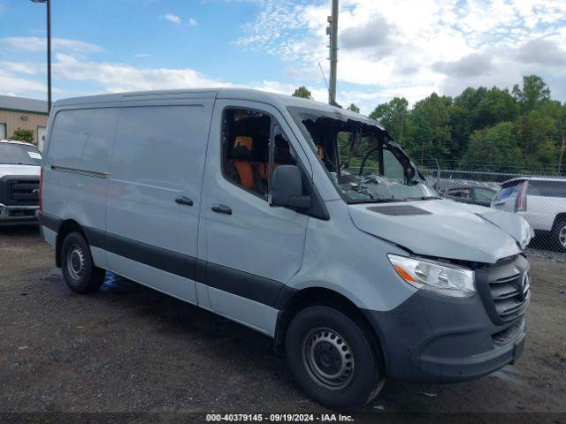  Salvage Mercedes-Benz Sprinter 2500