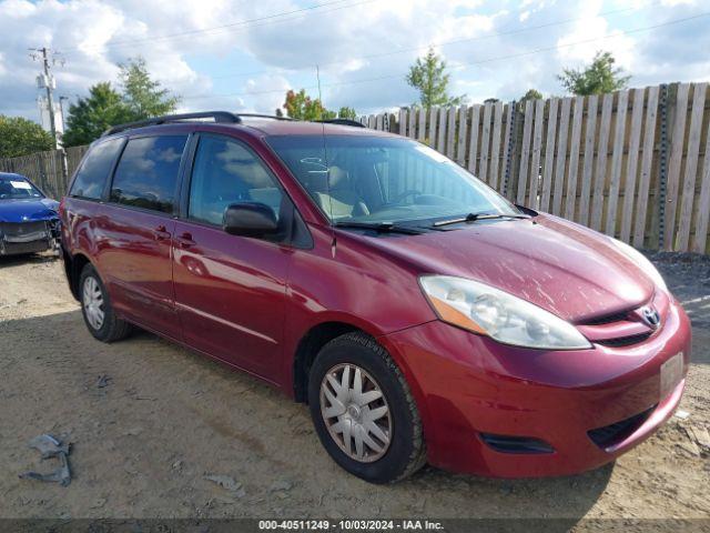  Salvage Toyota Sienna