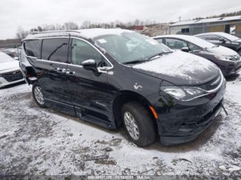  Salvage Chrysler Voyager