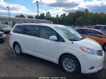  Salvage Toyota Sienna