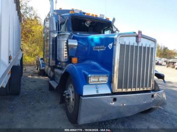  Salvage Kenworth W900