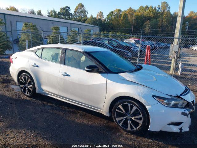  Salvage Nissan Maxima