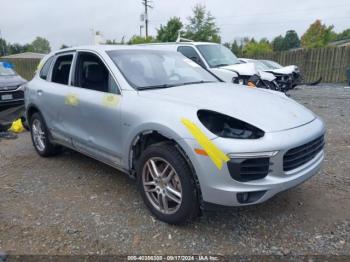  Salvage Porsche Cayenne