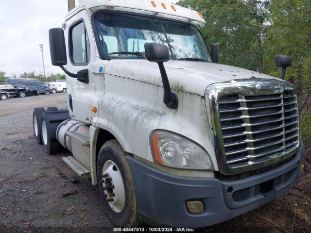  Salvage Freightliner Cascadia 125