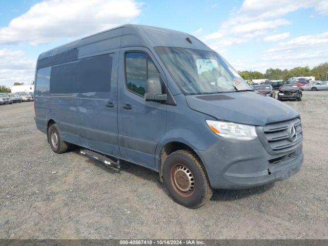  Salvage Mercedes-Benz Sprinter 2500