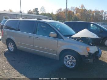  Salvage Chrysler Town & Country