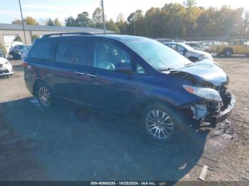  Salvage Toyota Sienna