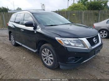  Salvage Nissan Pathfinder