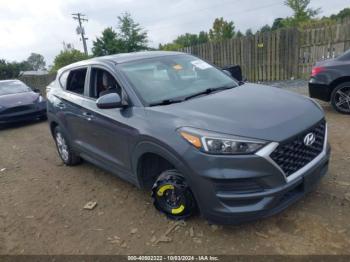  Salvage Hyundai TUCSON