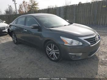  Salvage Nissan Altima