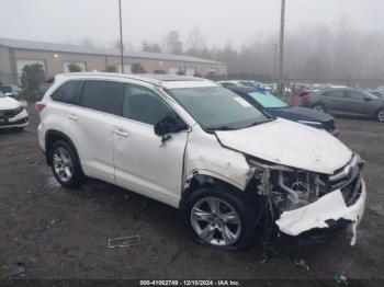  Salvage Toyota Highlander