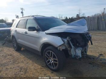  Salvage Ford Explorer