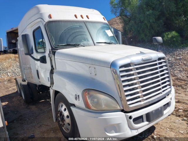  Salvage Freightliner Cascadia 125