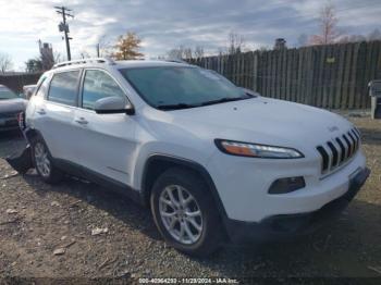  Salvage Jeep Cherokee