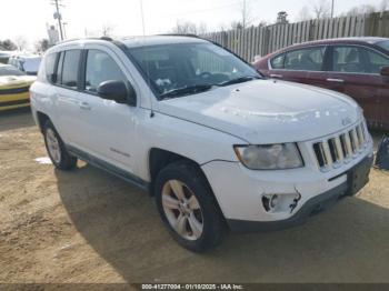  Salvage Jeep Compass