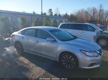  Salvage Nissan Altima