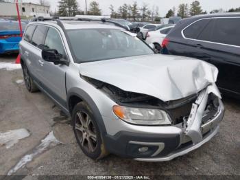  Salvage Volvo XC70