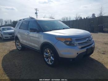  Salvage Ford Explorer