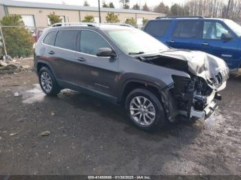  Salvage Jeep Cherokee