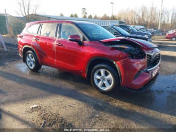  Salvage Toyota Highlander