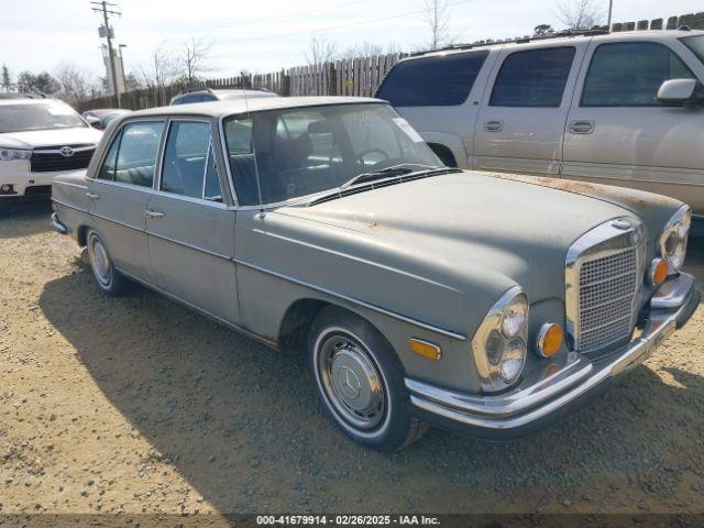  Salvage Mercedes-Benz 280