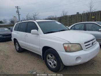  Salvage Toyota Highlander