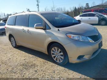  Salvage Toyota Sienna