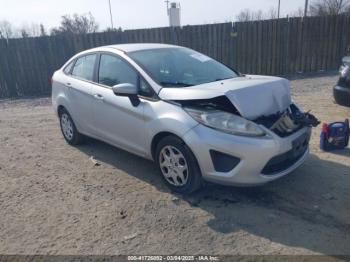  Salvage Ford Fiesta