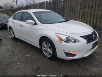  Salvage Nissan Altima