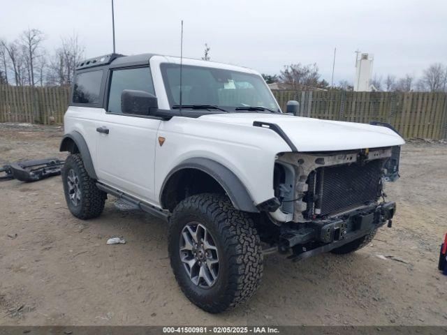  Salvage Ford Bronco