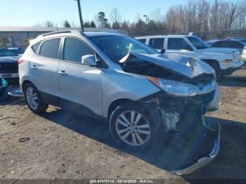  Salvage Hyundai TUCSON