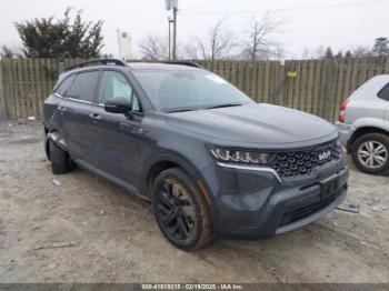  Salvage Kia Sorento