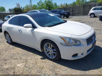  Salvage Nissan Maxima