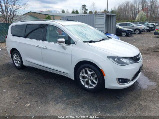  Salvage Chrysler Pacifica