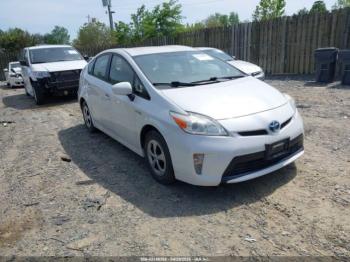  Salvage Toyota Prius