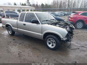  Salvage Chevrolet S-10