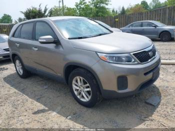  Salvage Kia Sorento