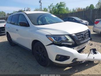  Salvage Nissan Pathfinder