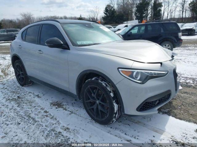  Salvage Alfa Romeo Stelvio