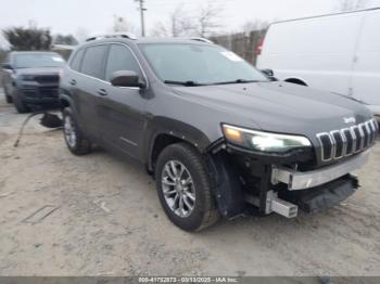  Salvage Jeep Cherokee