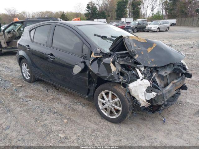  Salvage Toyota Prius c