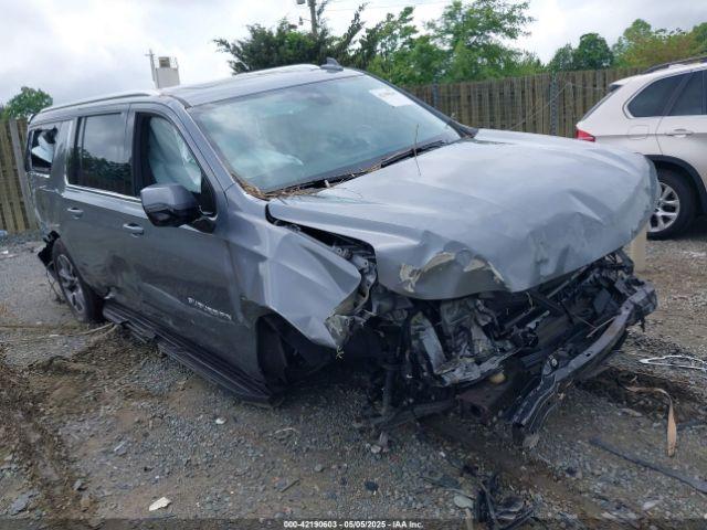  Salvage Chevrolet Suburban