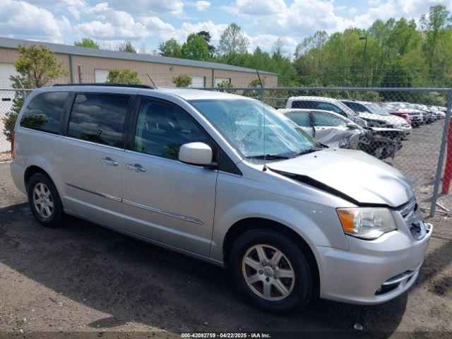  Salvage Chrysler Town & Country